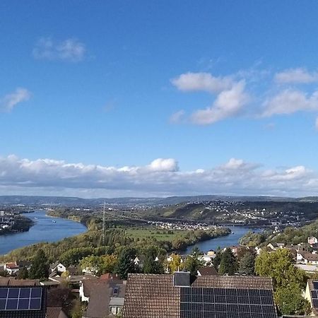 Rheinblick Am Rheinsteig Zur Festung Ehrenbreitstein Mit Balkon Und Sauna Urbar  ภายนอก รูปภาพ